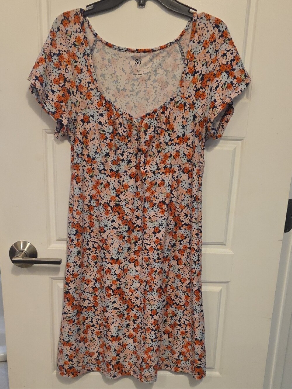SO Floral Scoop Neck Short Sleeve Dress in Orange, Black & White